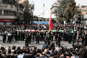 مراسم عزاداری و خیمه سوزان ظهر عاشورا بازار تهران