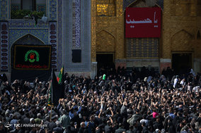 عزاداری روز عاشورا در حرم امام رضا (ع)