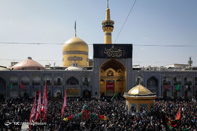 عزاداری روز عاشورا در حرم امام رضا (ع)