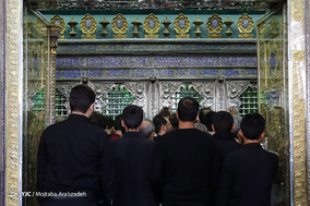 مراسم عزاداری ظهر عاشورا در حرم حضرت عبدالعظیم الحسنی (ع)