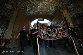 مراسم عزاداری ظهر عاشورا در حرم حضرت عبدالعظیم الحسنی (ع)
