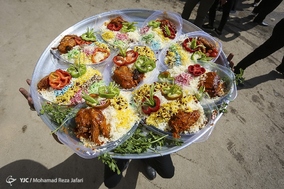 مراسم عزاداری عاشورای حسینی در روستای باغملک اصفهان با حضور وزیر ارشاد