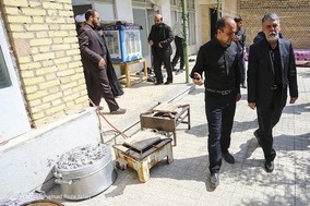 مراسم عزاداری عاشورای حسینی در روستای باغملک اصفهان با حضور وزیر ارشاد