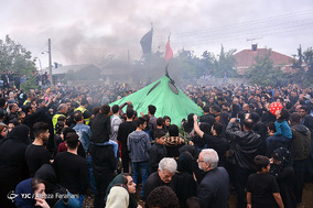 مراسم تعزیه سنتی شهرستان ضیابر استان گیلان، همزمان با روز عاشورا و شهادت ابا عبدالله الحسین(ع) با حضور انبوه مردم از سراسر استان،برگزار گردید. این مراسم بعنوانن یک آئین معنوی به شماره ۴۶۱ در فهرست آثار ملی کشور به ثبت رسیده است.