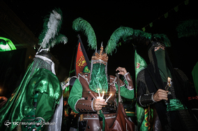 دسته ی عزاداری سقاها در شام غریبان - قم
