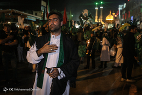 دسته ی عزاداری سقاها در شام غریبان - قم