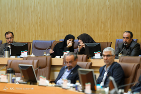 نشست بررسی راهکارهای ایجاد رونق تولید و اشتغال و کاهش نرخ بیکاری