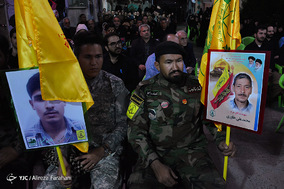 مراسم یادوراه شهدای مدافع حرم با محوریت شهدای دانشجو، تیپ فاطمیون و سالگرد شهادت سردار حسین همدانی عصر امروزچهارشنبه (۱۲ مهرماه) در مرکز آموزش عالی امام حسین (ع) برگزار شد.