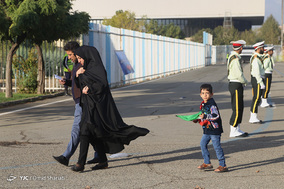 همایش پیاده روی خانواده کارکنان ناجا در مجموعه ورزشی آزادی
