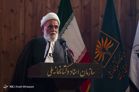 آیت الله هاشمی و هشت سال دفاع مقدس