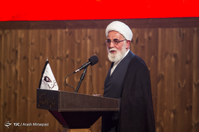 آیت الله هاشمی و هشت سال دفاع مقدس