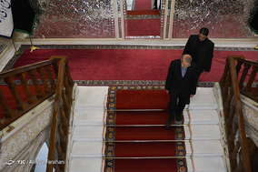 دیدار نخست وزیر ارمنستان با علی لاریجانی