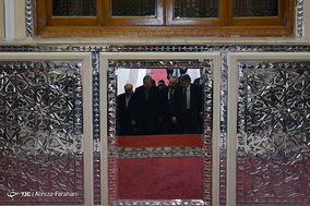 دیدار نخست وزیر ارمنستان با علی لاریجانی