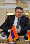 دیدار نخست وزیر ارمنستان با علی لاریجانی