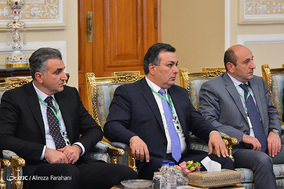 دیدار نخست وزیر ارمنستان با علی لاریجانی
