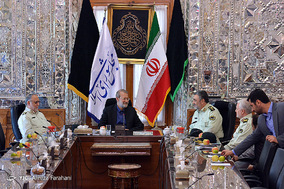 دیدار فرمانده نیروی انتظامی با رئیس مجلس شورای اسلامی