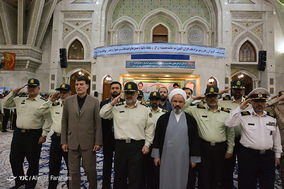 تجدید میثاق فرماندهان نیروی انتظامی با حضرت امام خمینی(ره)
