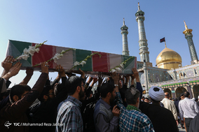 تشییع پیکر مطهر هشت شهید گمنام در قم