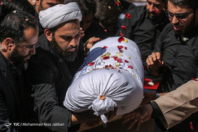 تشییع پیکر مطهر هشت شهید گمنام در قم