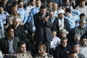نماز جمعه تهران به امامت آیت الله موحدی کرمانی