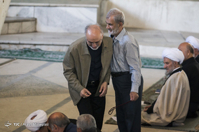 نماز جمعه تهران به امامت آیت الله موحدی کرمانی