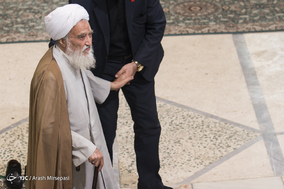 نماز جمعه تهران به امامت آیت الله موحدی کرمانی