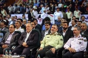 همایش تجلیل از نمونه های ترافیکی راکبین و رانندگان قانونمند اصفهان با حضور سردار اشتری