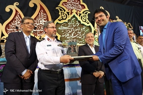همایش تجلیل از نمونه های ترافیکی راکبین و رانندگان قانونمند اصفهان با حضور سردار اشتری