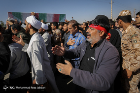 مراسم تشییع و خاکسپاری دو شهید گمنام در دانشگاه پیام نور قم