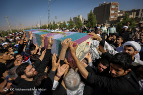 مراسم تشییع و خاکسپاری دو شهید گمنام در دانشگاه پیام نور قم