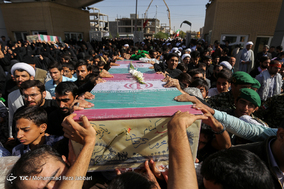مراسم تشییع و خاکسپاری دو شهید گمنام در دانشگاه پیام نور قم
