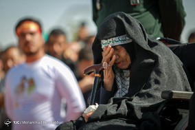 مراسم تشییع و خاکسپاری دو شهید گمنام در دانشگاه پیام نور قم
