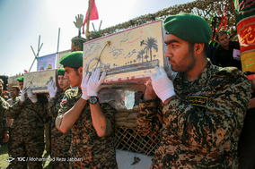 مراسم تشییع و خاکسپاری دو شهید گمنام در دانشگاه پیام نور قم