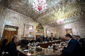 دیدار معاون اول رئیس دفتر حماس با علی لاریجانی