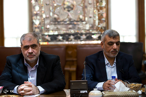 دیدار معاون اول رئیس دفتر حماس با علی لاریجانی