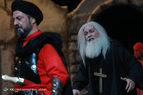نمایش آئینی کاروان خورشید 