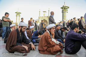 تشییع پیکر شش شهید مدافع حرم در قم