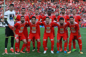 دیدار تیم‌های فوتبال پرسپولیس و استقلال - دربی 85