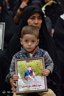 یادواره ۱۲۰شهید مدافع حرم شهرستان ری و ۳۰۰شهید حوزه ۳۵۹امام حسین بن علی(ع) در آستان شیخ صدوق (ره ) برگزار شد.