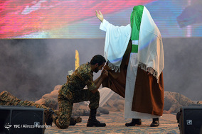 یادواره ۱۲۰شهید مدافع حرم شهرستان ری و ۳۰۰شهید حوزه ۳۵۹امام حسین بن علی(ع) در آستان شیخ صدوق (ره ) برگزار شد.