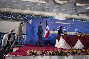 نشست خبری وزیر ارشاد در نمایشگاه مطبوعات
