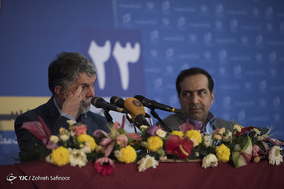 نشست خبری وزیر ارشاد در نمایشگاه مطبوعات