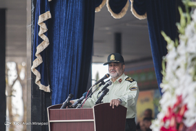 تشییع پیکر پنجاه و چهار شهید دفاع مقدس نیروی انتظامی