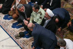 نماز جمعه تهران به امامت آیت الله موحدی کرمانی