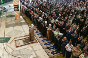 نماز جمعه تهران به امامت آیت الله موحدی کرمانی