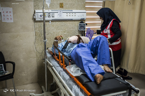 اعزام مصدومین حادثه واژگونی اتوبوس زائرین در عراق به تهران