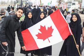 پیاده روی زائران اربعین حسینی در مسیر کربلا