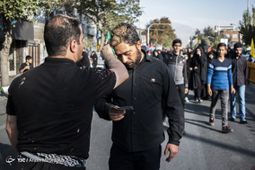 پیاده روی جاماندگان اربعین حسینی در تهران