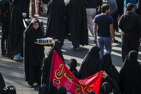 پیاده روی جاماندگان اربعین حسینی در تهران
