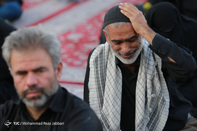 مراسم تشییع پیکر دو شهید مدافع حرم در مسجد جمکران
